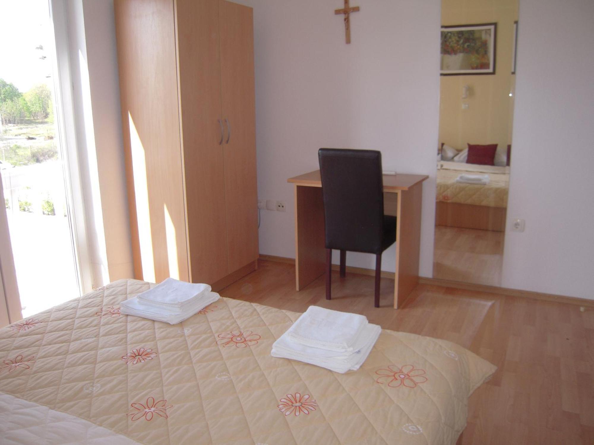 Guest House Regina Mundi Međugorje Стая снимка