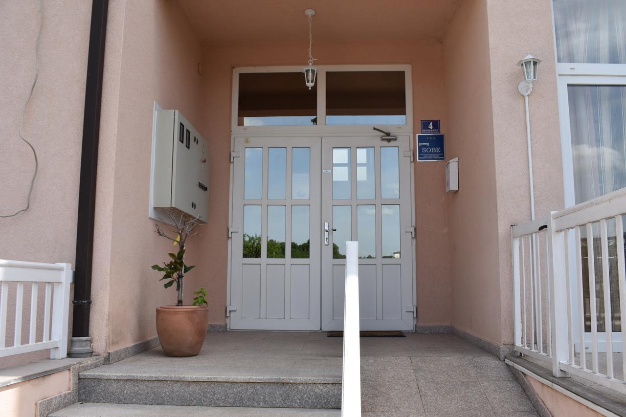 Guest House Regina Mundi Međugorje Екстериор снимка