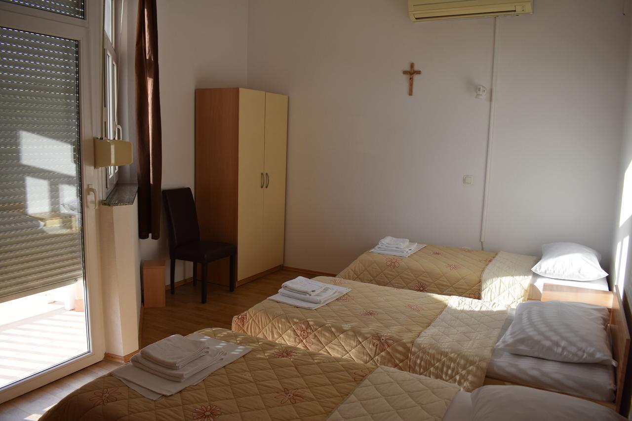 Guest House Regina Mundi Međugorje Екстериор снимка